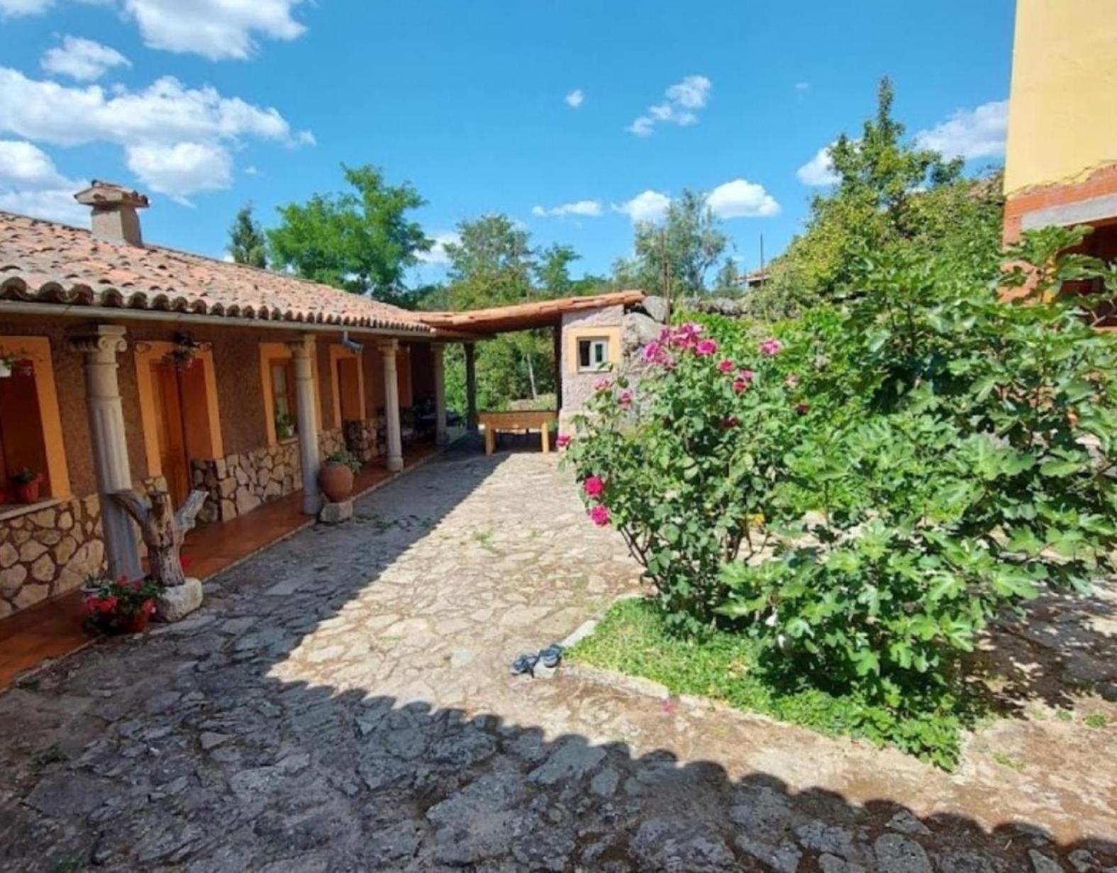 Hostal Mansio De La Plata Peñacaballera Exterior foto
